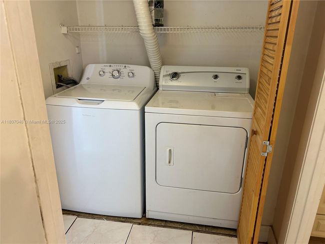 APT-106 - 8720 N Sherman Cir, Condo with 2 bedrooms, 2 bathrooms and null parking in Miramar FL | Image 17