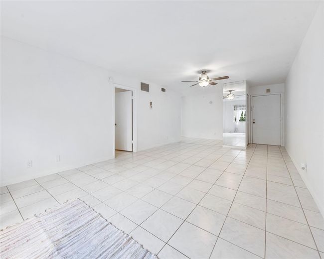 APT-210D - 1950 N Andrews Ave, Condo with 1 bedrooms, 1 bathrooms and null parking in Wilton Manors FL | Image 15