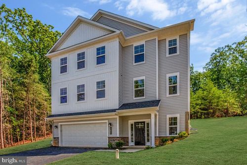 1235 Spruce Ave, SHADY SIDE, MD, 20764-9562 | Card Image