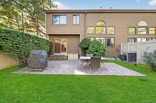 46 Old Lake Rd, Congers, NY, 10920-2448 | Card Image