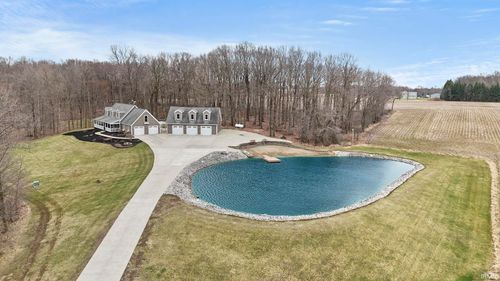 7021 W 200 N, Larwill, IN, 46764-9500 | Card Image