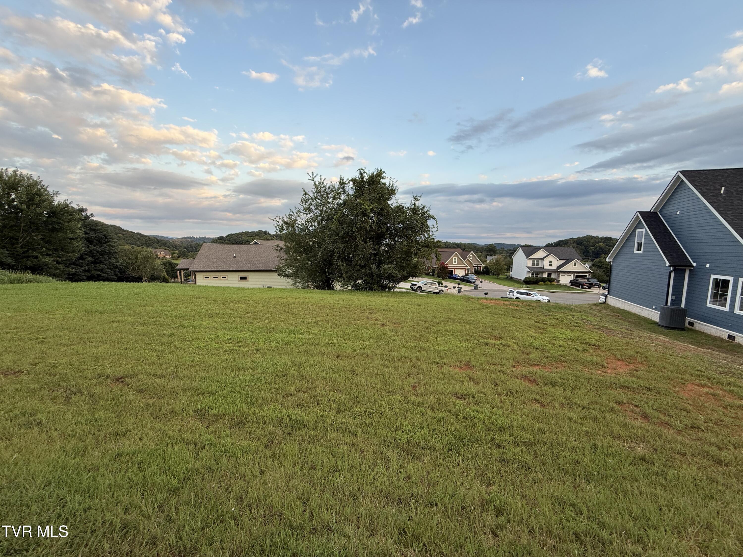 Land in Kingsport 2