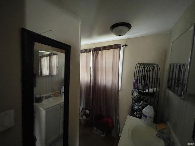 1026 S 35 Th St, House other with 3 bedrooms, 1 bathrooms and null parking in South Bend IN | Image 5