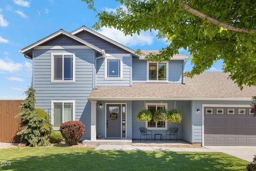 2197 Nw Kingwood Ave, Redmond, OR, 97756-7467 | Card Image