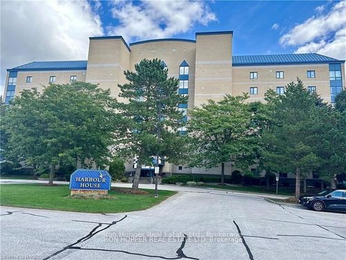 202-1455 2nd Ave W, Owen Sound, ON, N4K6V3 | Card Image