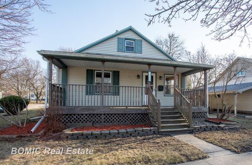 1110 Dunbar St, Essexville, MI, 48732-1212 | Card Image