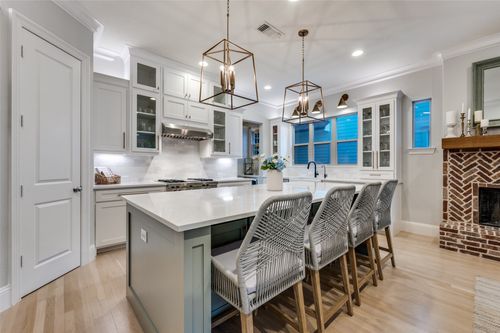 2305 State Blvd, McKinney, TX, 75071-8506 | Card Image