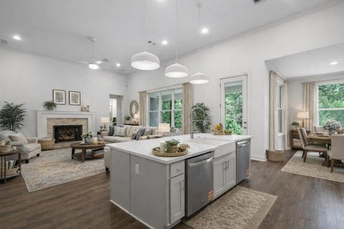 616 Yvonne Bend Dr, Collierville, TN, 38017-1902 | Card Image