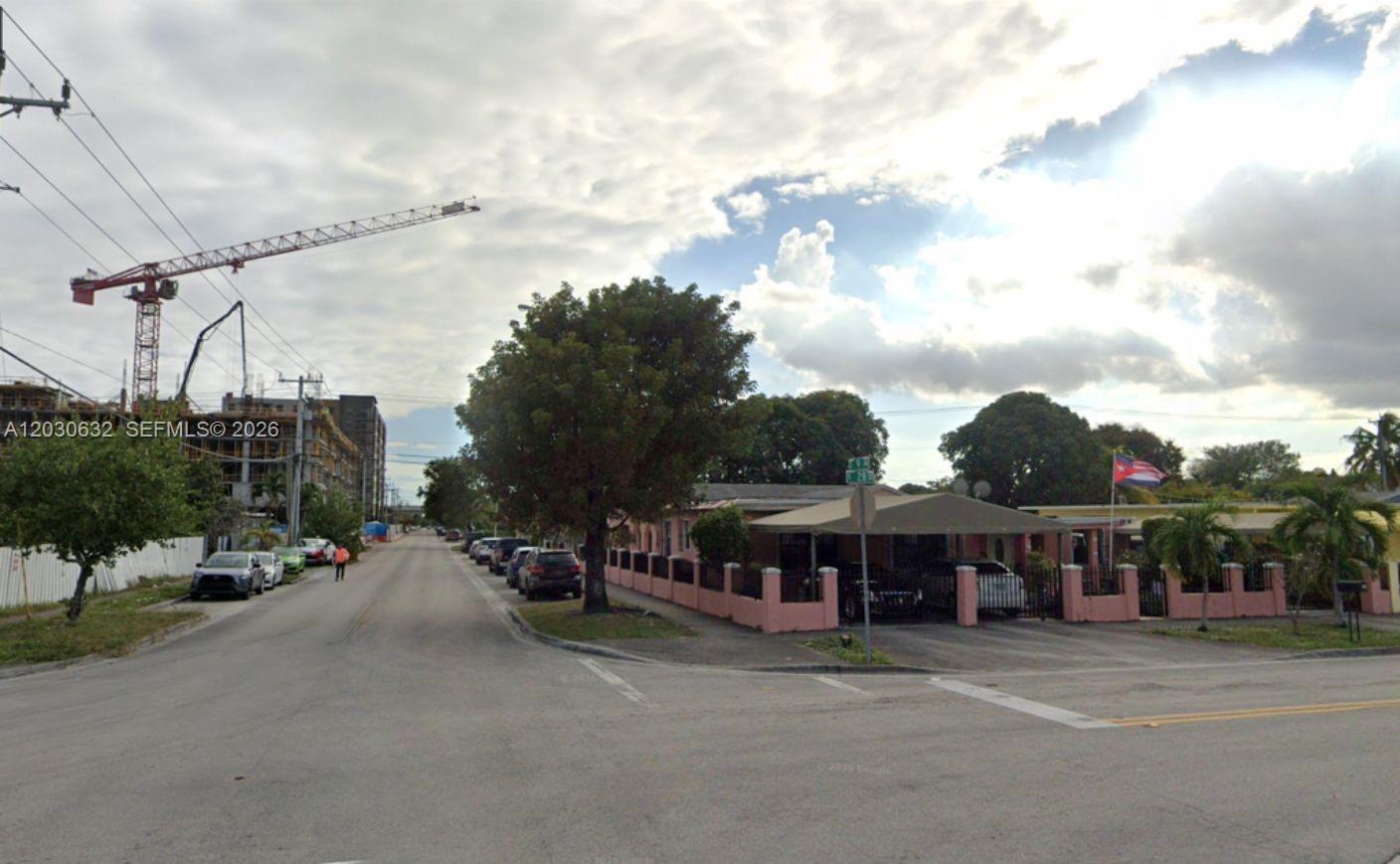Land in Hialeah