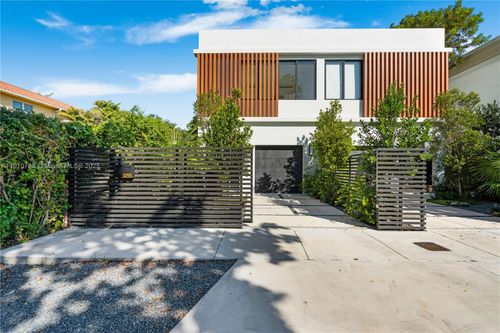 3255-3255 Percival Ave, Coconut Grove, FL, 33133-5036 | Card Image