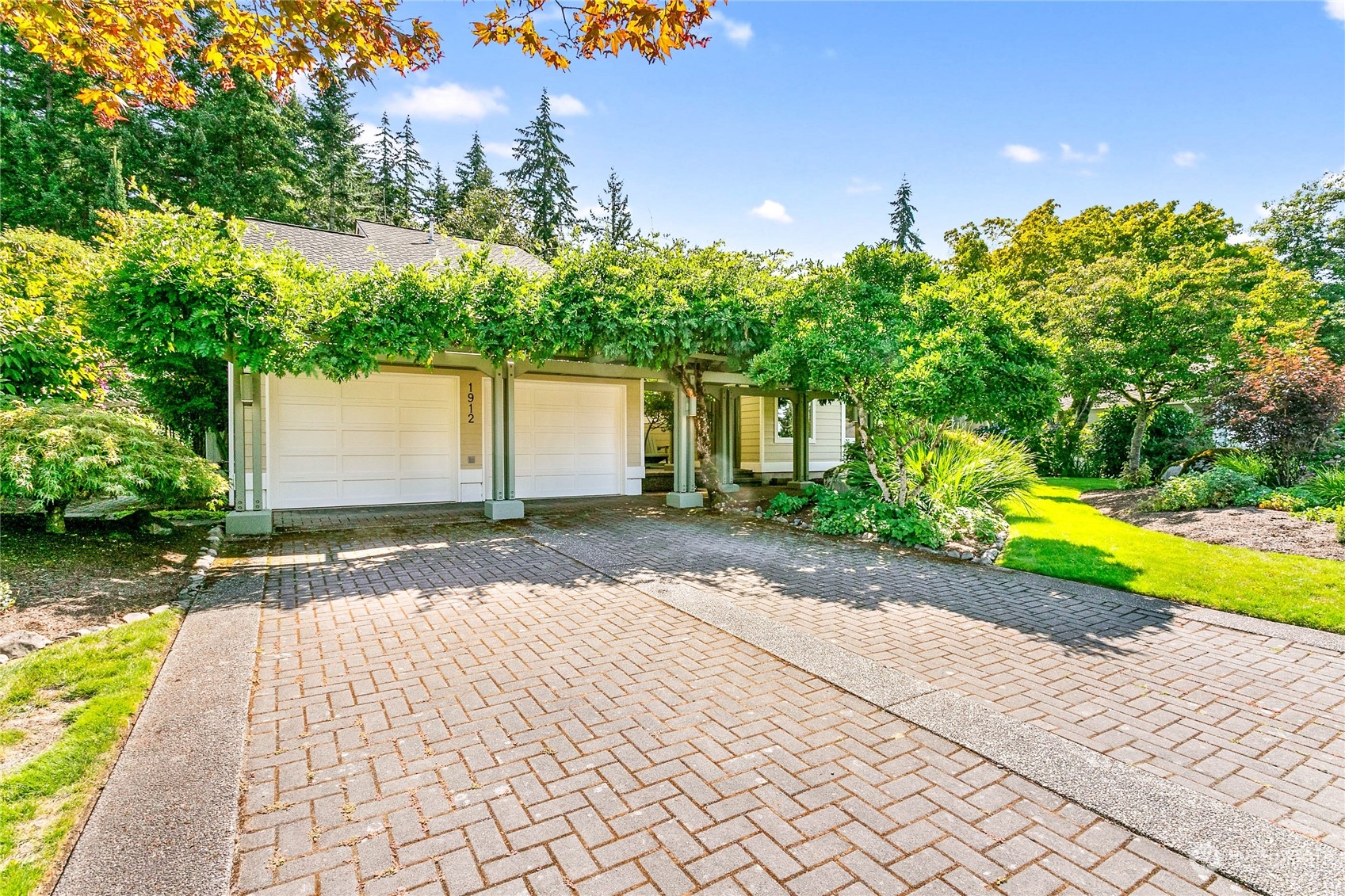Blakely Ct, Bellingham, WA 98229