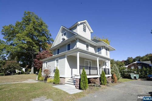 56 Myrtle Ave, Allendale, NJ, 07401-1548 | Card Image