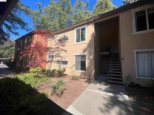 3051 Treat Blvd, Concord, CA, 94518-2746 | Card Image