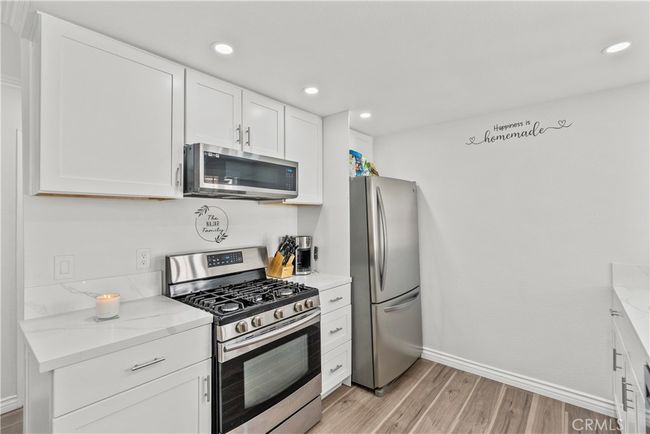 UNIT-9 - 14233 Foothill Blvd, Townhouse with 3 bedrooms, 3 bathrooms and 2 parking in Sylmar CA | Image 8