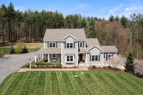 99 Red Gate Rd, Tyngsborough, MA, 01879 | Card Image