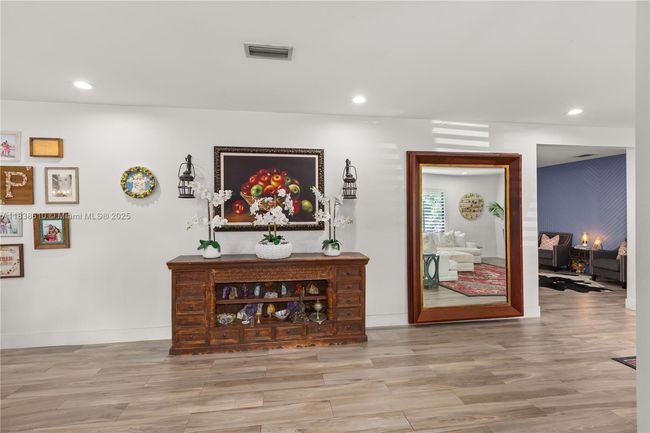 13505 Sw 83 Rd Ct, House other with 4 bedrooms, 4 bathrooms and null parking in Pinecrest FL | Image 7