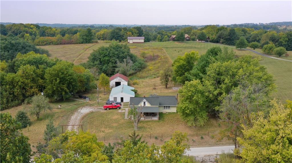 Shach Creek Rd, Excelsior Springs, MO 64024