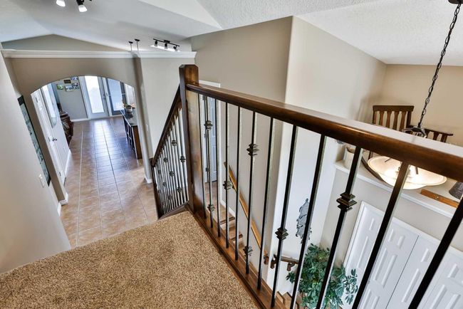 29 Sixmile Road S, House other with 5 bedrooms, 3 bathrooms and 4 parking in Lethbridge AB | Image 16