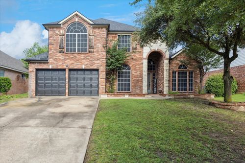 8 Pinedale Ct, Mansfield, TX, 76063-5583 | Card Image