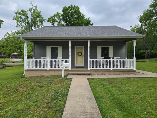 2806 Jones St, Eldorado, IL, 62930-1023 | Card Image