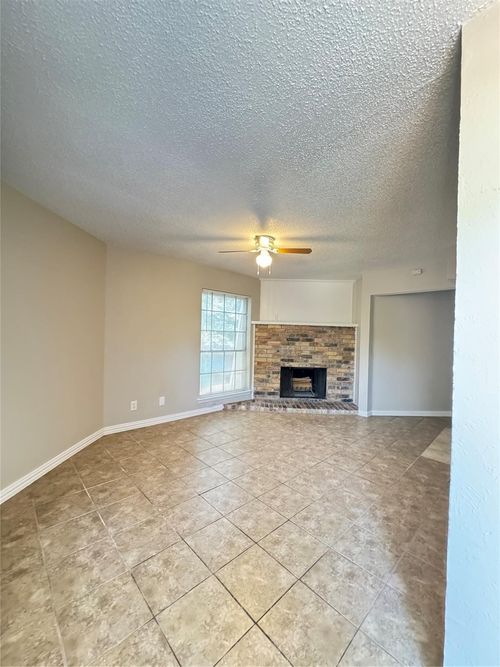 3106-3100 Medina St, Irving, TX, 75061-6448 | Card Image