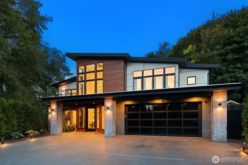 2533 Ne 178th St, Lake Forest Park, WA, 98155-4018 | Card Image
