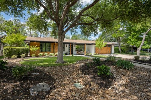 7300 Greenhaven Dr, Austin, TX, 78757-2151 | Card Image