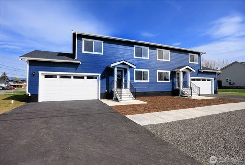 1-1116 Sumas Ave, Sumas, WA, 98295-9663 | Card Image