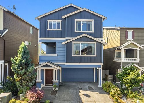 1216 92nd Ave Ne, Lake Stevens, WA, 98258-3417 | Card Image