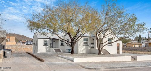 a-2404 N Kansas St, El Paso, TX, 79902-3104 | Card Image