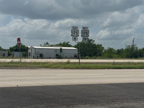 5479 E Us Highway 175, Kaufman, TX, 75142-7644 | Card Image