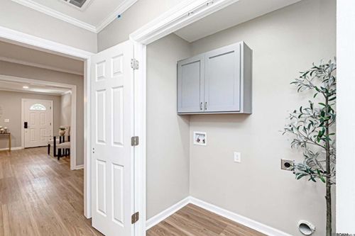 10011 Avenue B, Baton Rouge, LA, 70807-3616 | Card Image