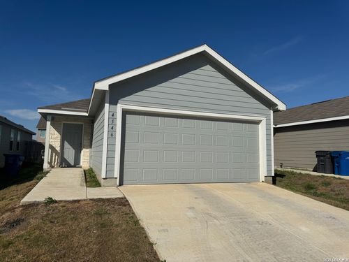 4546 Grassland Pass, San Antonio, TX, 78222-2130 | Card Image