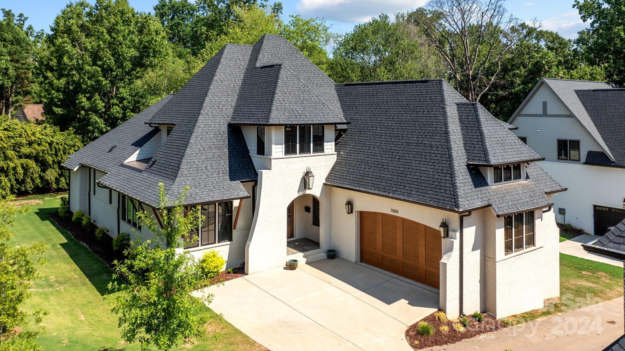 Chateau Bordeaux Ln, Charlotte, NC 28270