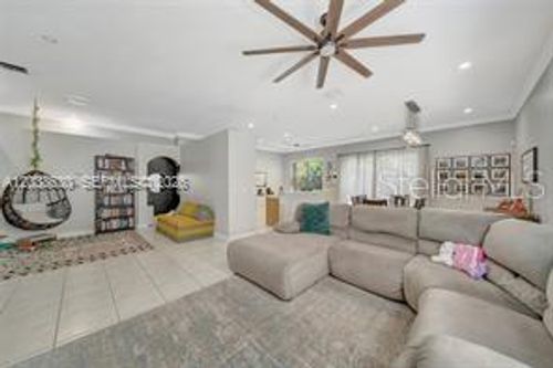 1531 Sw 194th Ter, Pembroke Pines, FL, 33029-6161 | Card Image