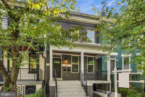 907 L St Ne, WASHINGTON, DC, 20002-3729 | Card Image