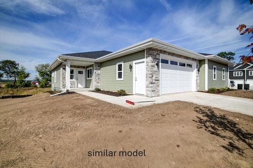 2965 Blue Grass Dr, STOUGHTON, WI, 53589-9300 | Card Image