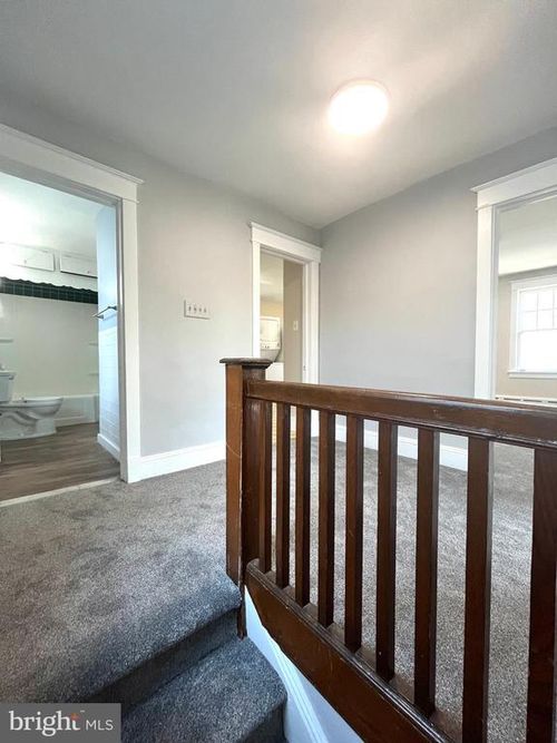 fl-2-1549 Brunswick Ave, Trenton, NJ, 08648-4627 | Card Image