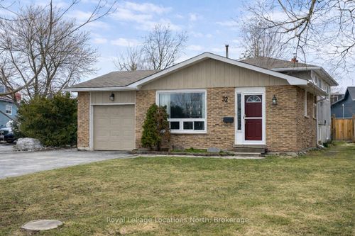 32 Courtice Cres, Collingwood, ON, L9Y4G1 | Card Image