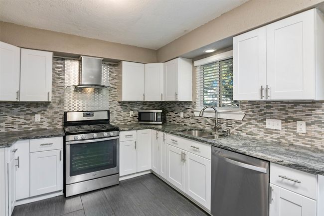 4308 Molokai Dr, House other with 3 bedrooms, 3 bathrooms and 2 parking in Austin TX | Image 10