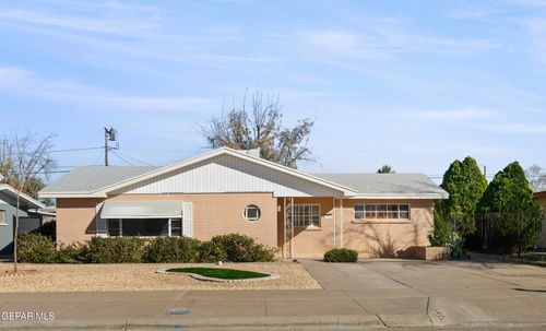 1512 Meadowview Dr, El Paso, TX, 79925-2518 | Card Image