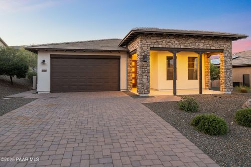 3210 Knight Way, Wickenburg, AZ, 85390-3691 | Card Image