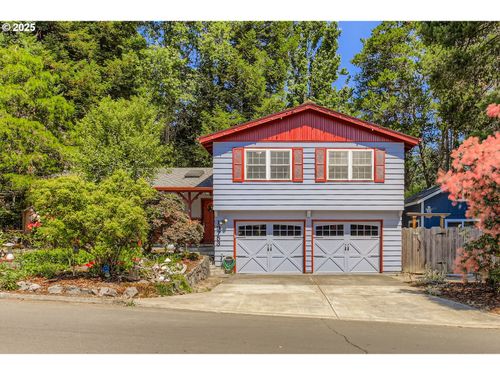 19753 Sw Celebrity St, Beaverton, OR, 97078-2926 | Card Image