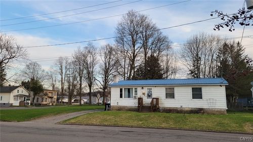 165 Elm St, Cortland, NY, 13045-2317 | Card Image