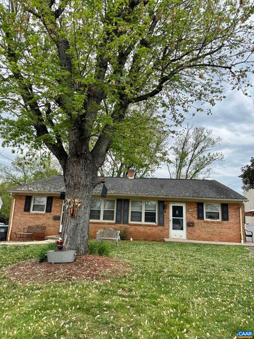 114 Harris Rd, CHARLOTTESVILLE, VA, 22903-4238 | Card Image