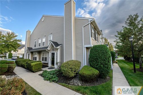 3205 Saxony Dr, Mount Laurel, NJ, 08054-6815 | Card Image