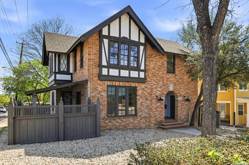 162 Davis Ct, San Antonio, TX, 78209-6343 | Card Image