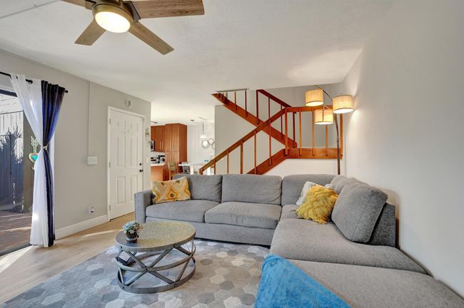 804 Waterview Dr, Condo with 3 bedrooms, 3 bathrooms and null parking in Palm Springs FL | Image 14