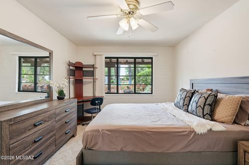 b-135 S Paseo Quinta, Green Valley, AZ, 85614-7115 | Card Image