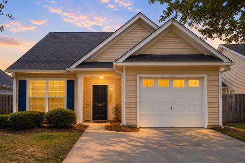 9271 Ayscough Rd, Summerville, SC, 29485-8578 | Card Image